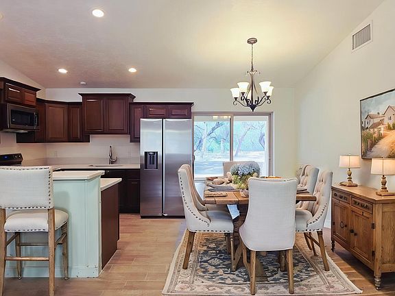 5th image of 282 Poco Ct