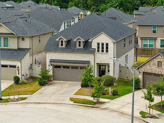 4th image of 40606 Guillemont Ln