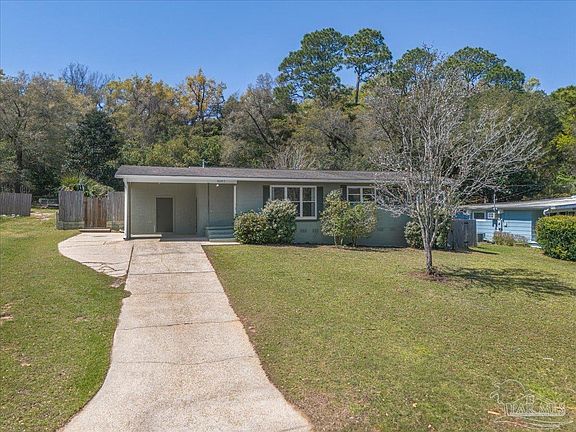 3rd image of 5067 Crestwood Rd