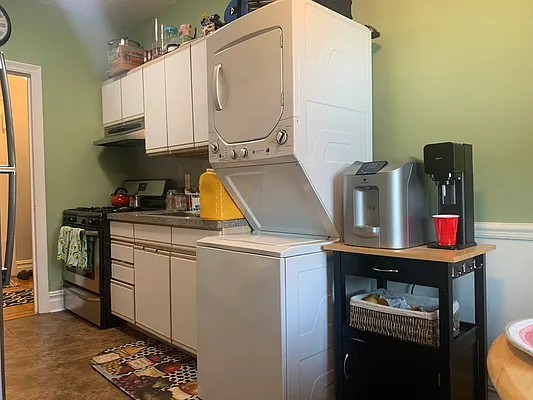 Rented by Yup Realty LLC | media 31