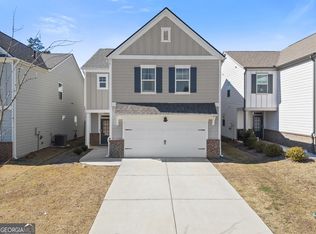 5961 Hoot Owl Ln, Flowery Branch, GA 30542