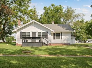 301 Clark St, Georgetown, IL 61846