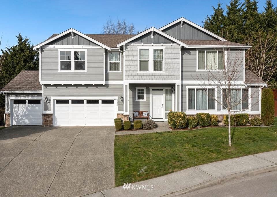 1st image of 19682 Rosebud Pl NE
