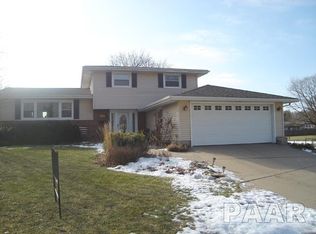 300 E Fernwood St, Morton, IL
