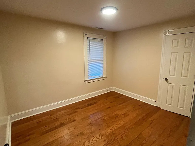 35 Pine St #2 — Photo 6