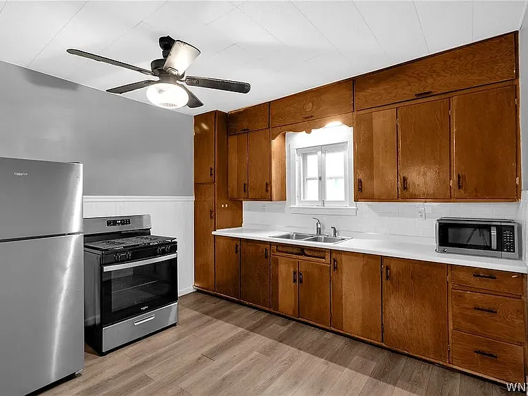 27 Como Ave #1 — Photo 5