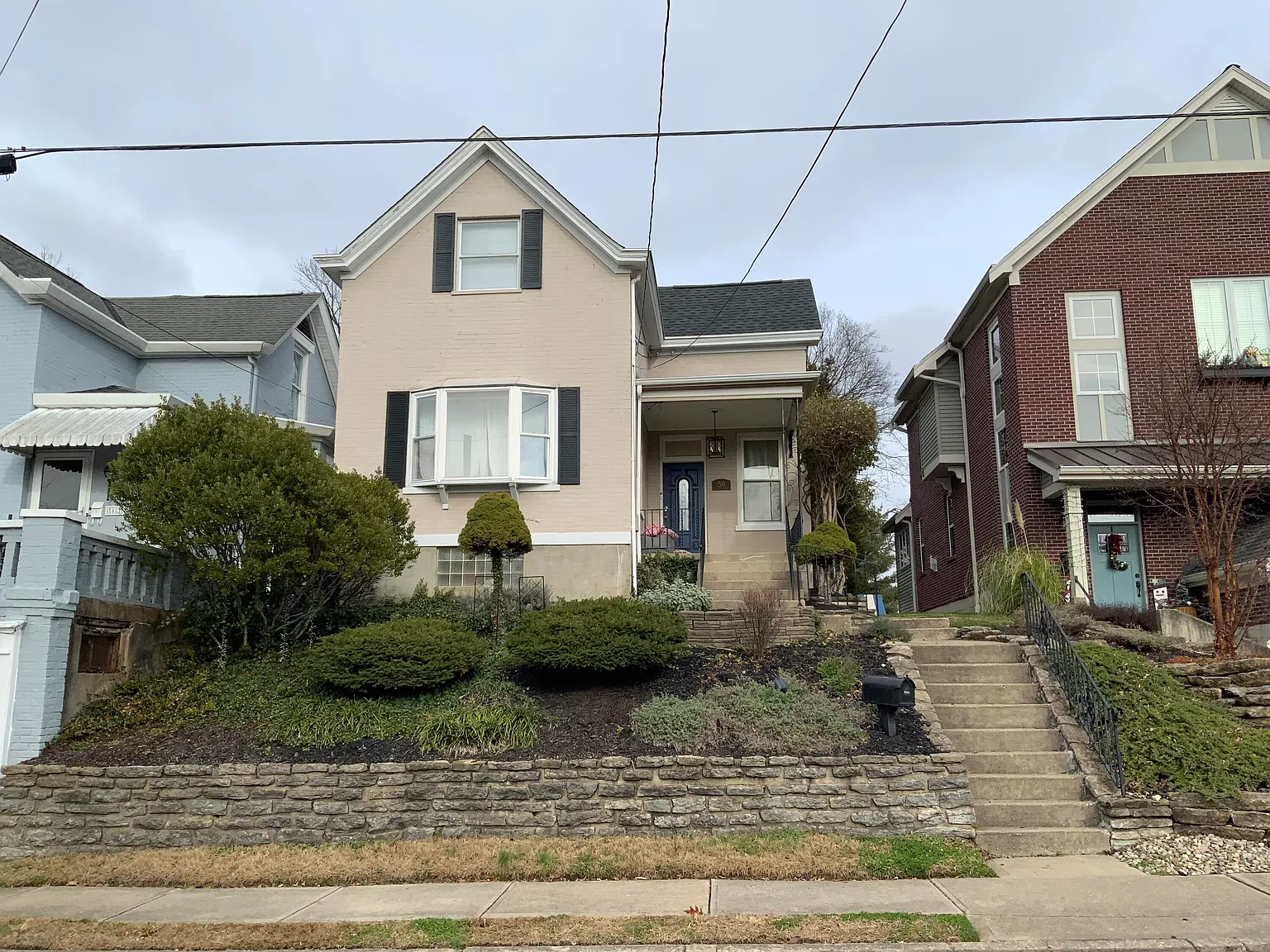 50 Sterling Ave photo 1
