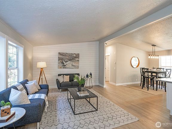 4th image of 7220 179th Avenue NW