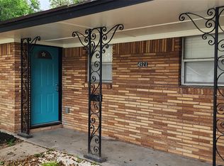 4921 Nina Lee Ln, Houston, TX 77092