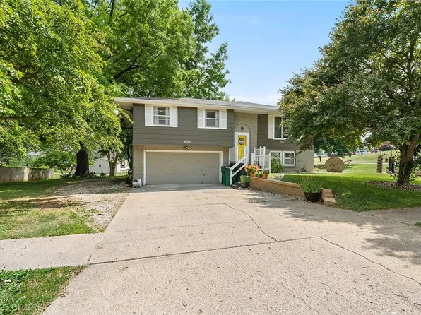 850 Main St, Carlisle, IA 50047