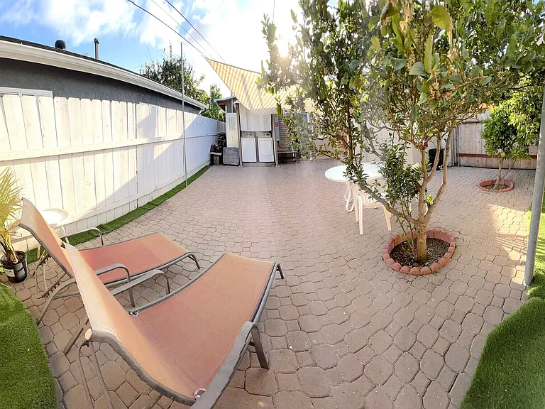 3687 Cherokee Ave — Photo 2