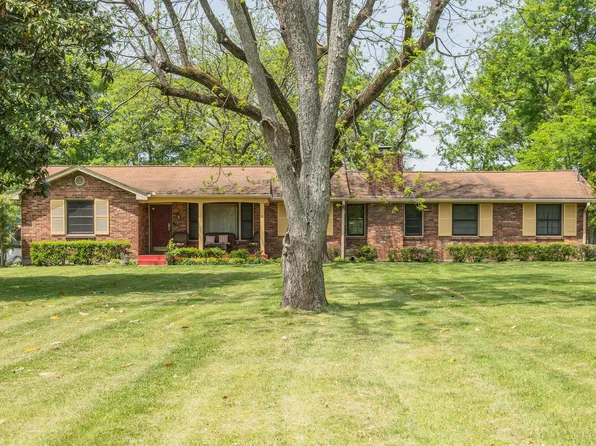 210 Donna Dr, Madison, TN 37115