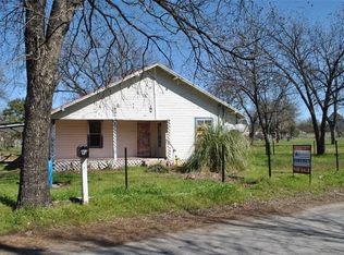 607 E Duncan Ave, Comanche, TX 76442