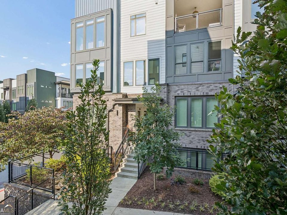 1st image of 403 Pratt Dr SE #1001