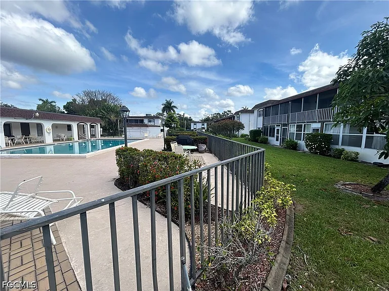 2828 Jackson St #J3 — Photo 19
