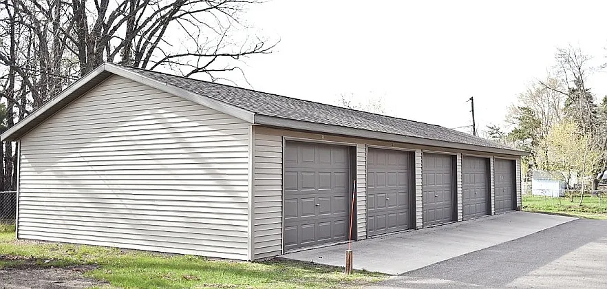 2 bed, 800 sqft, $995 — Photo 3