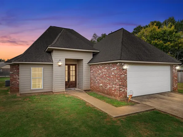 101 Jason Ln, Natchitoches, LA 71457