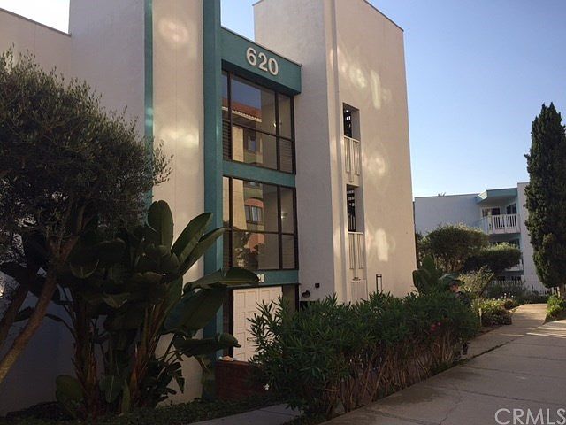 1st image of 620 The Vlg Unit 206