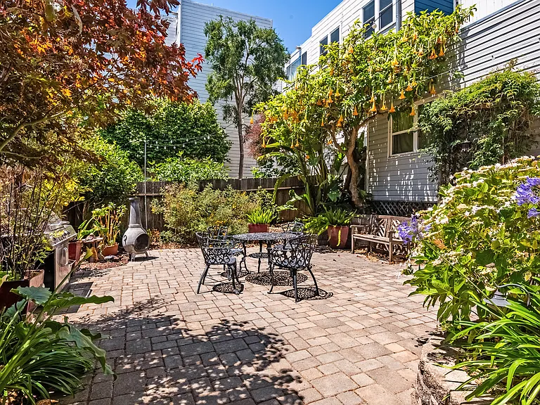 Back Yard Garden