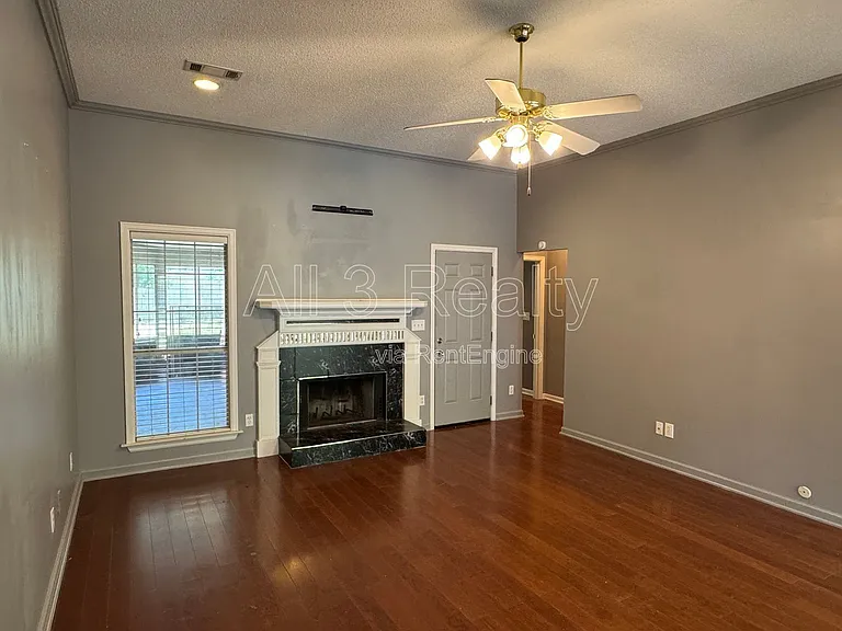 6272 Deerwood Dr — Photo 5