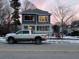 30 Richmond Ave, Worcester, MA