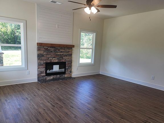 4th image of 3693 County Road 329