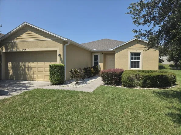 727 Lake Douglas Dr, Groveland, FL 34736