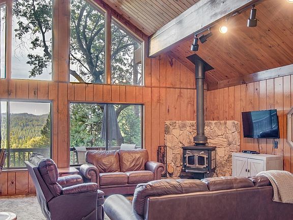 3rd image of 3318 Gold Hill Cir #229