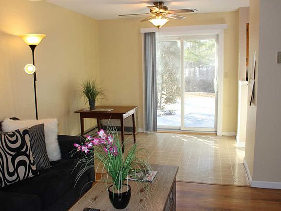 3rd image of 69 Glenridge #69