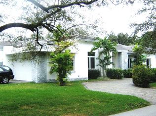 6900 SW 92nd St, Pinecrest, FL 33156