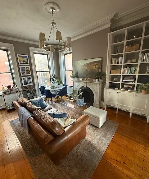 2 Harvard Pl #2 — Photo 1