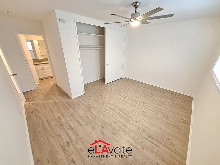 12625 Pacific Ave #4 — Photo 8