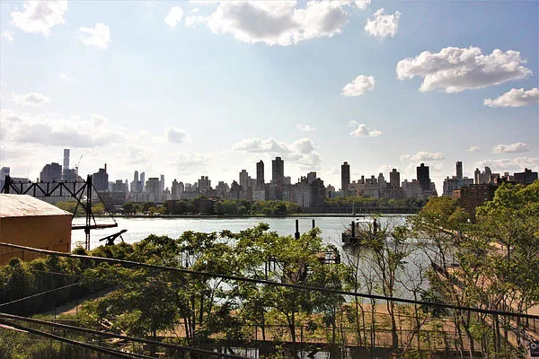 Rented by (Legacy) NY 101, Inc. | media 38