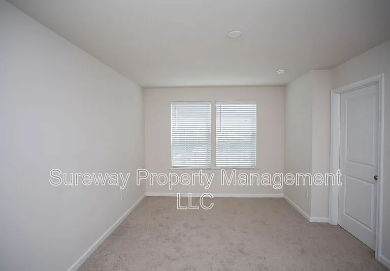 55 Elliot Ln — Photo 30