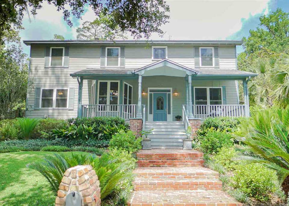 1st image of 2596 Noble Dr