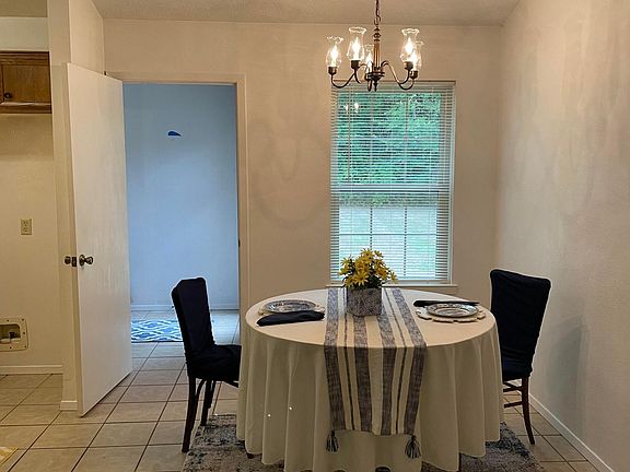 4th image of 16136 Shoshone Dr #2
