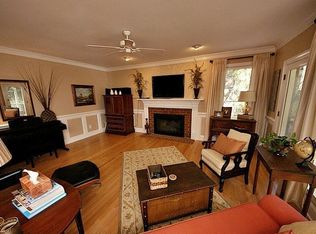 598 Hobcaw Bluff Dr, Mount Pleasant, SC 29464