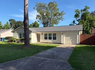 625 Holly St, Angleton, TX 77515