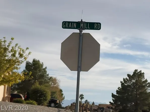 5621 Grain Mill Rd, Pahrump, NV 89061