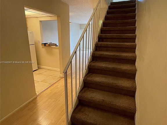 4th image of 9363 Fontainebleau Blvd APT H219
