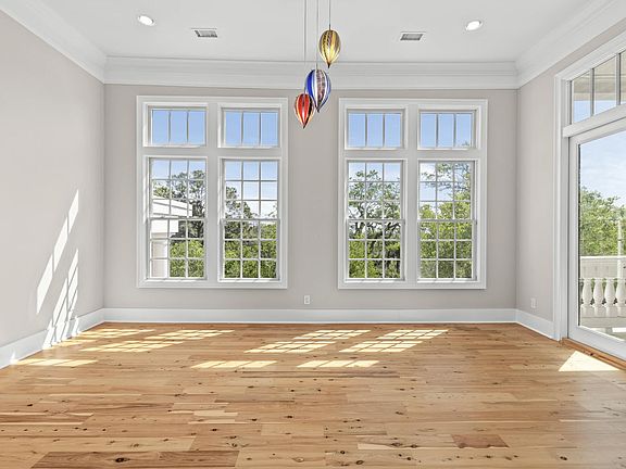 4th image of 136 Fairbanks Oak Aly Unit 4B