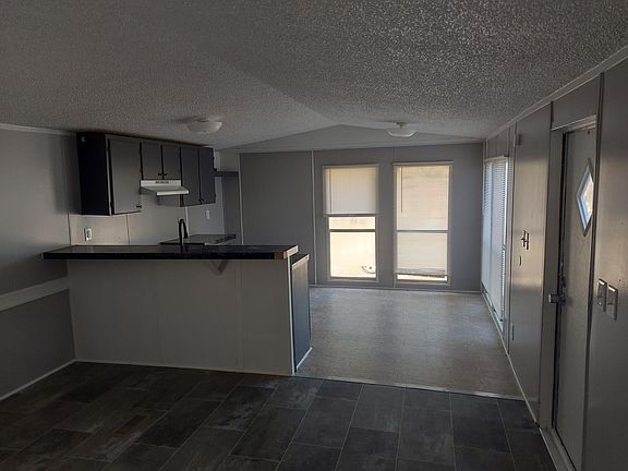 3rd image of 109 Embert Ln Trlr 5