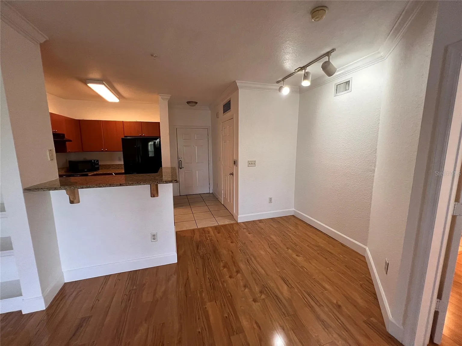 1 bed, 685 sqft, $1,650 — Photo 4