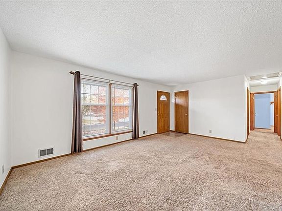 4th image of 8618 Arlington Ave