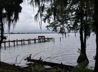 815 Stumphole Rd, Elloree, SC 29047