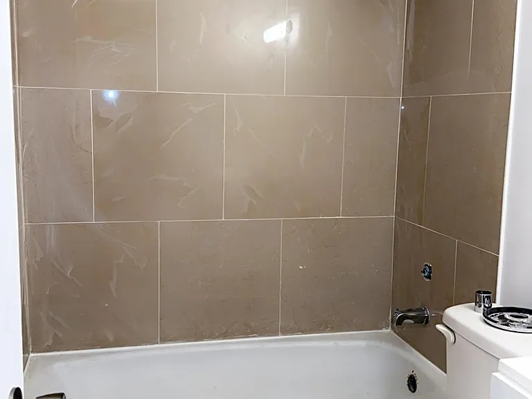 611 Dogwood Ct — Photo 5