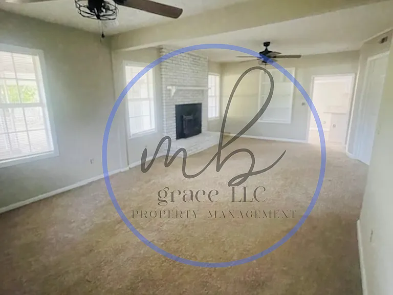 21 Deborah Ln — Photo 13