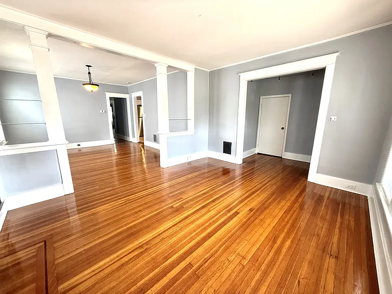 111 Lovering Ave #B — Photo 15