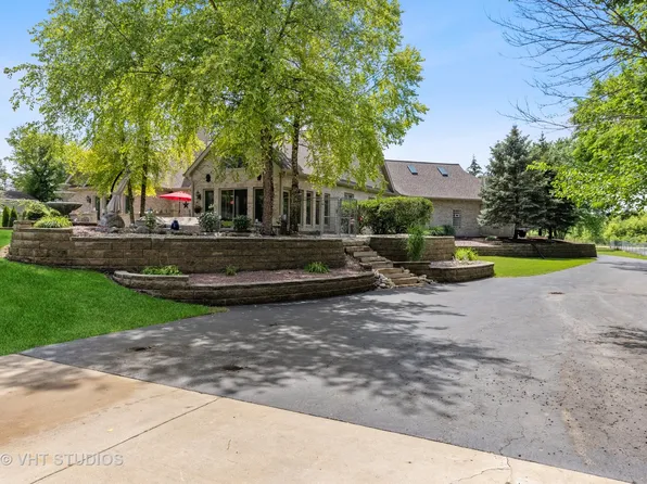 13813 Smith Rd, Lockport, IL 60441