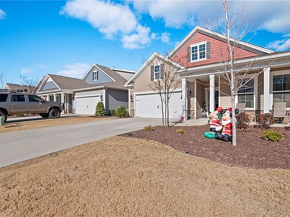2nd image of 6443 Grogan Hill Rd
